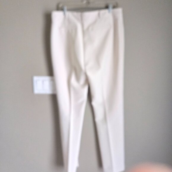 Cream pants for summer - Picture 5 of 8